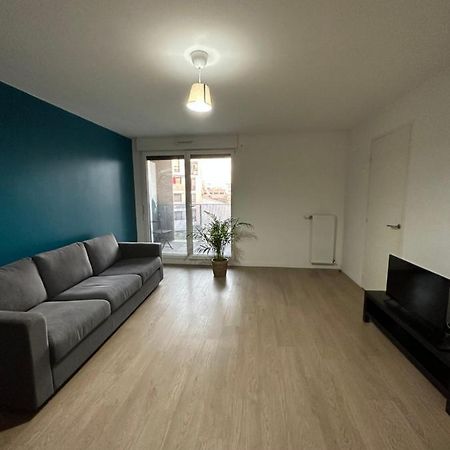 Logement La Courneuve-Aubervilliers Rerb Exterior photo